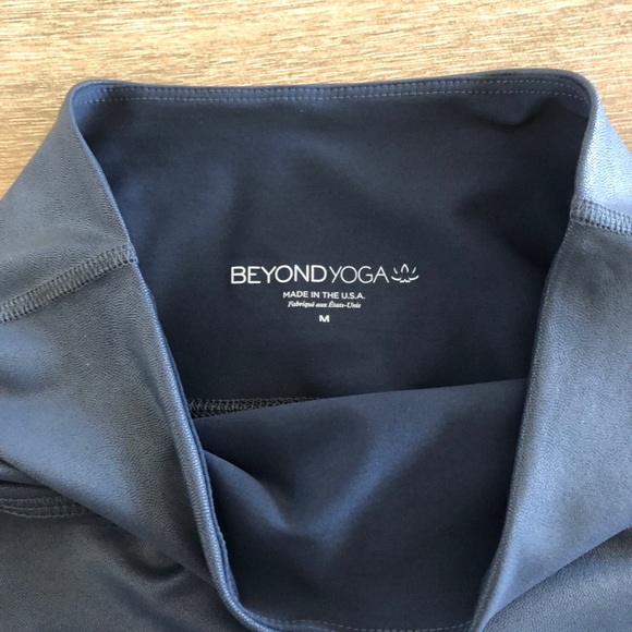 BEYOND YOGA cropped leggings - Picture 2 of 4